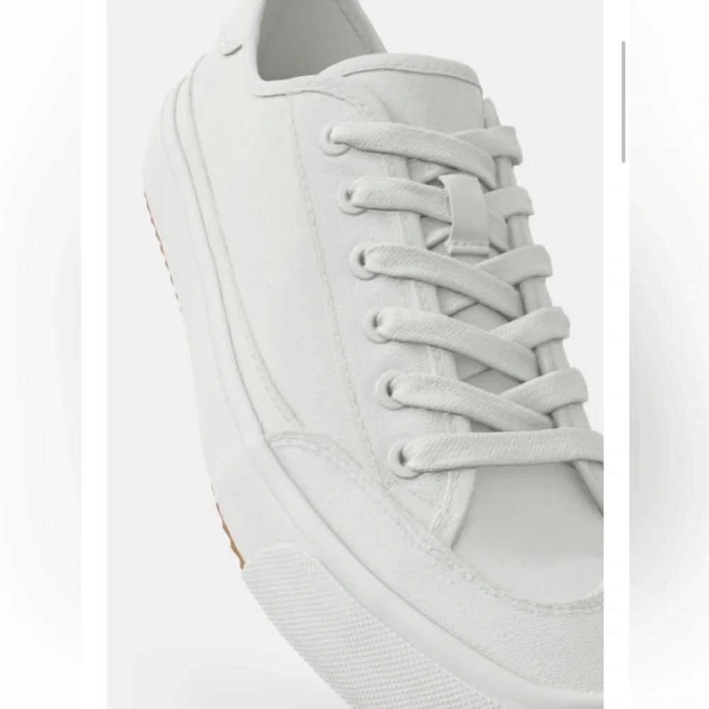 Zara White Canvas Sneakers - Picture 1 of 5